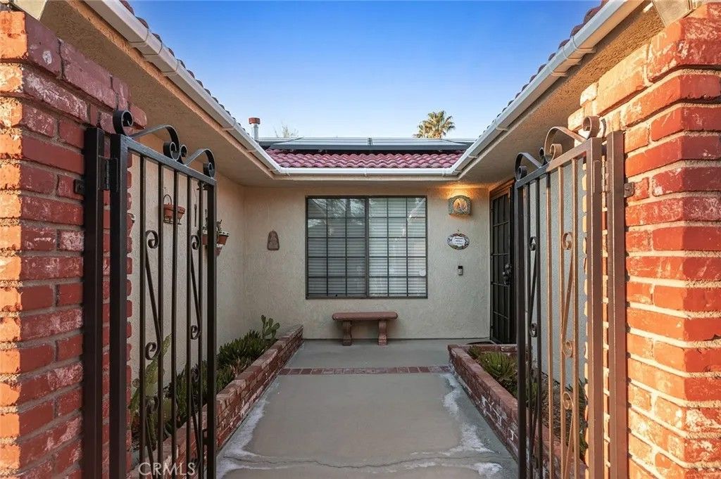 Photo of 64616 Spyglass Avenue, Desert Hot Springs, CA 92240 (MLS # CV25276251)