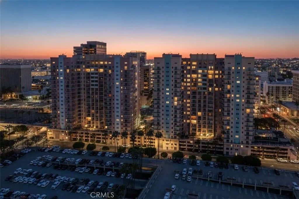 Photo of 388 E Ocean Blvd #703, Long Beach, CA 90802 (MLS # PW26061053)