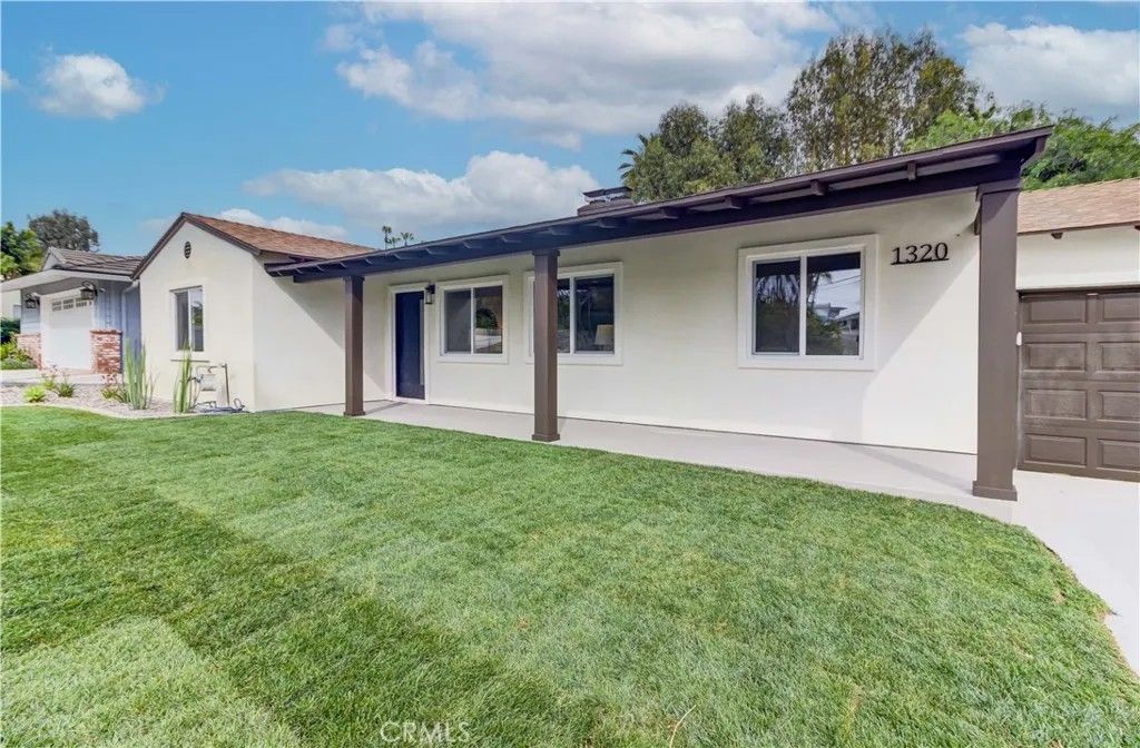 Photo of 1320 Valle Vista Drive, Fullerton, CA 92831 (MLS # OC26032246)