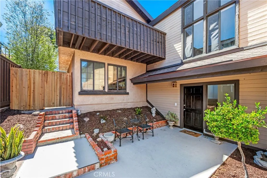 1407 Lakeside