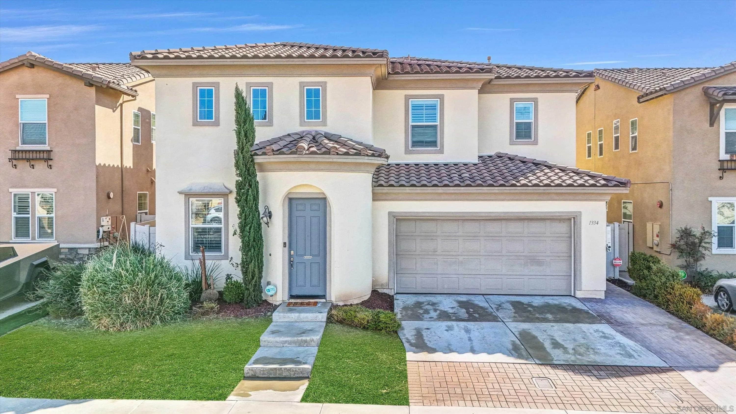 1334 Pyramid Peak St
