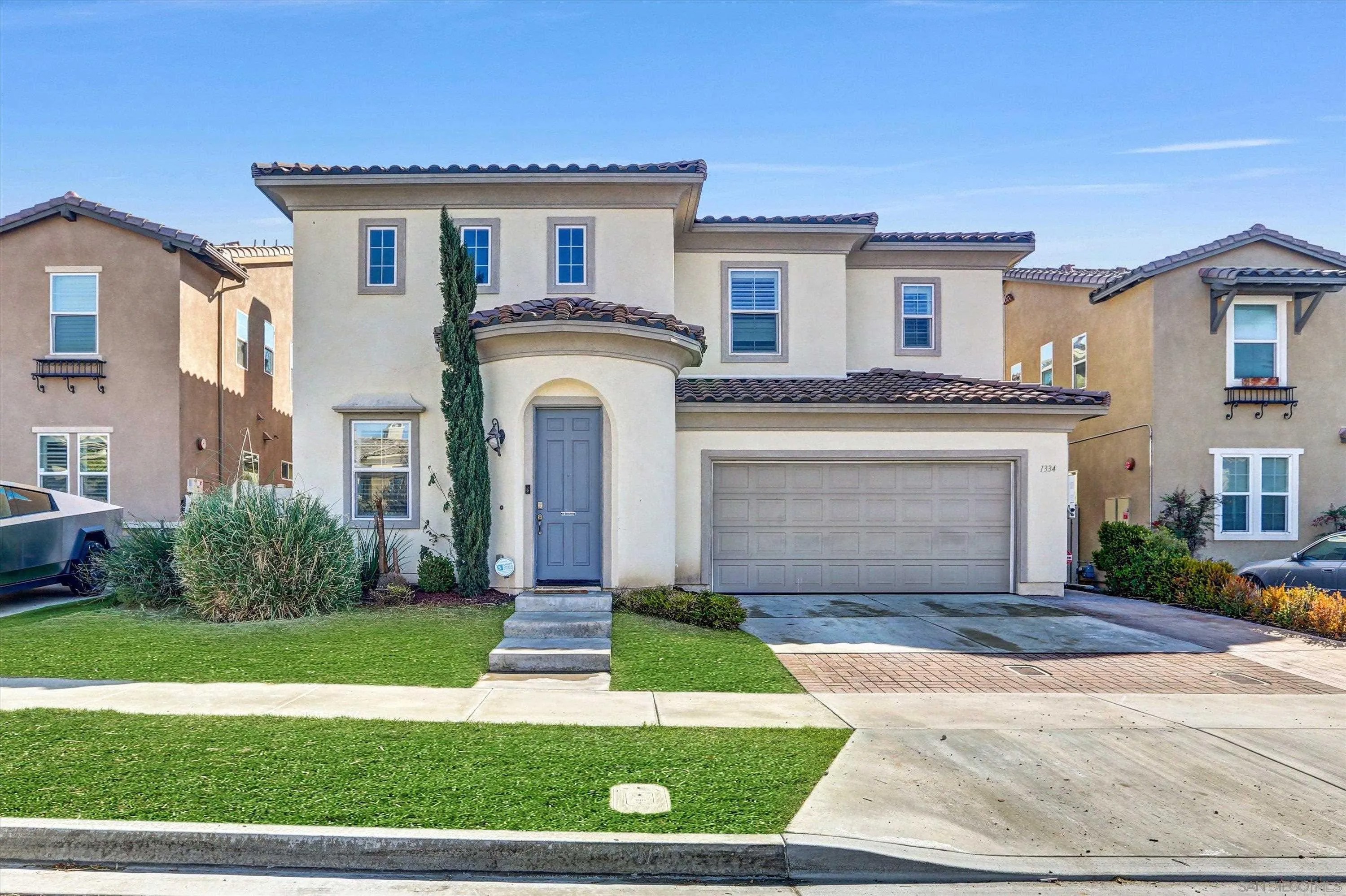 1334 Pyramid Peak St