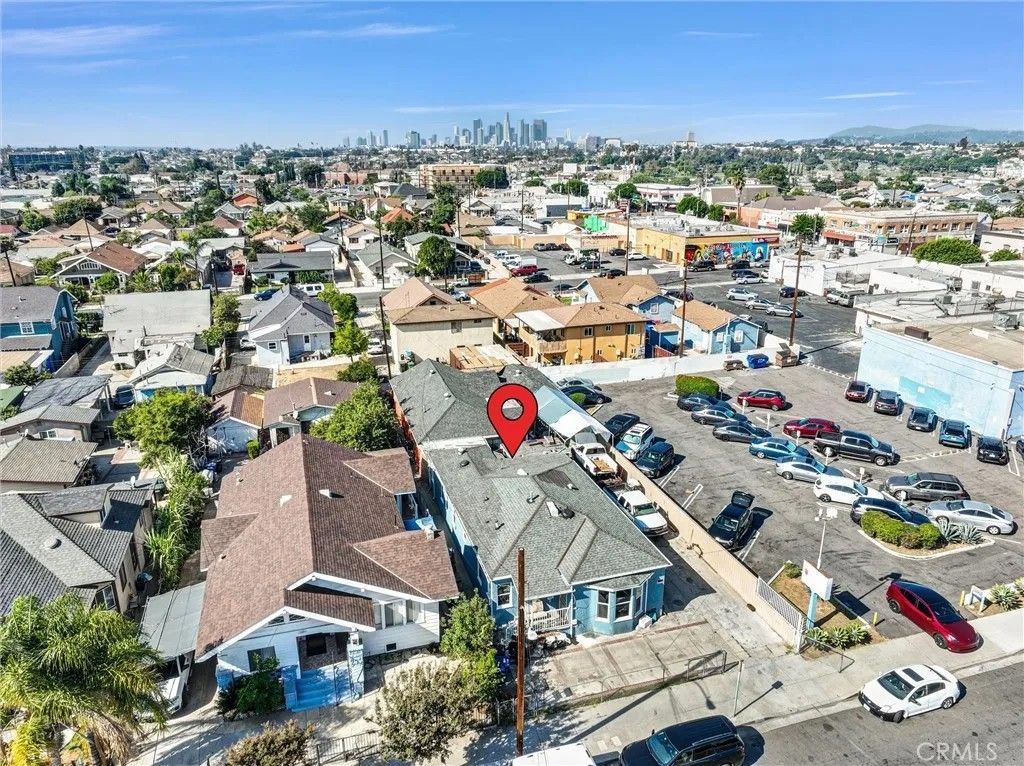 Photo of 127 S Townsend Ave, Los Angeles, CA 90063 (MLS # DW26035431)