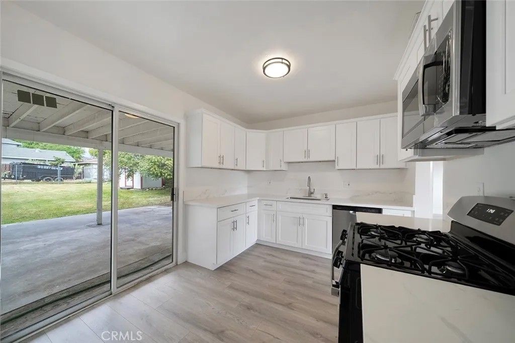 Photo of 559 G Street, Upland, CA 91786 (MLS # CV26055836)