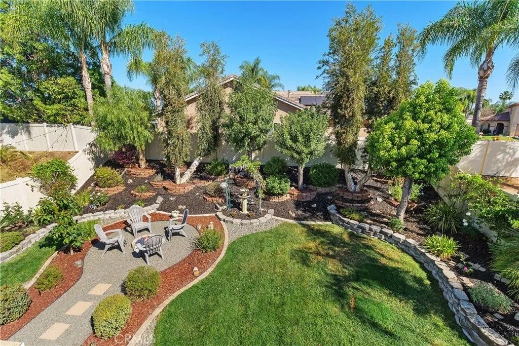 Photo of 12390 Jacaranda Way, Riverside, CA 92503 (MLS # IV26062590)