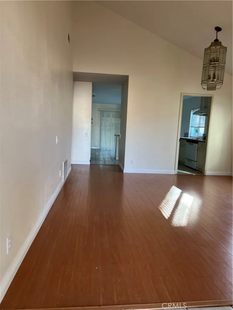 361 Calle Caballeros