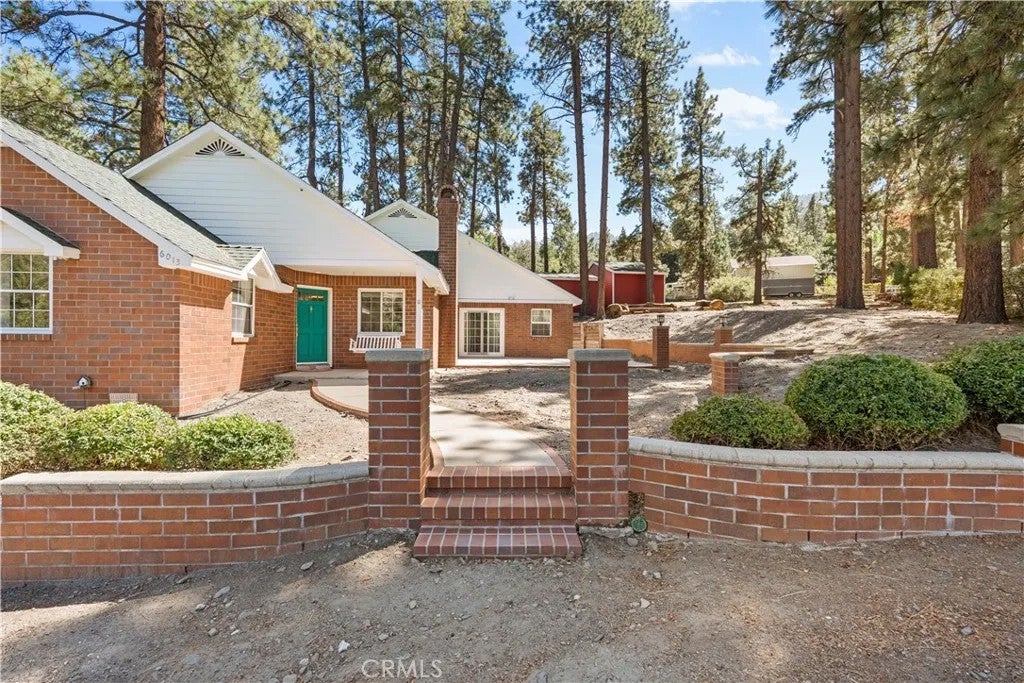 6013 Mill Road