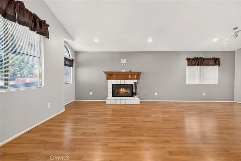 43000 Pearlwood