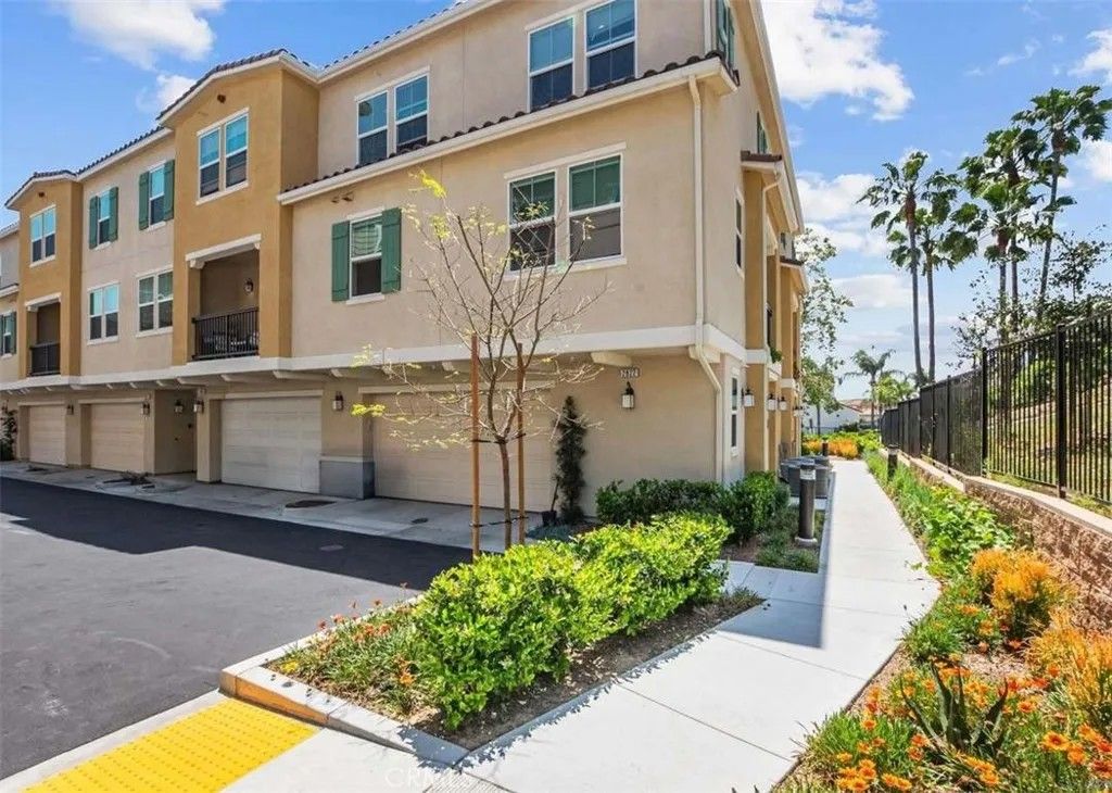 Photo of 2822 Juniper Berry St, Spring Valley, CA 91977 (MLS # SW25214738)