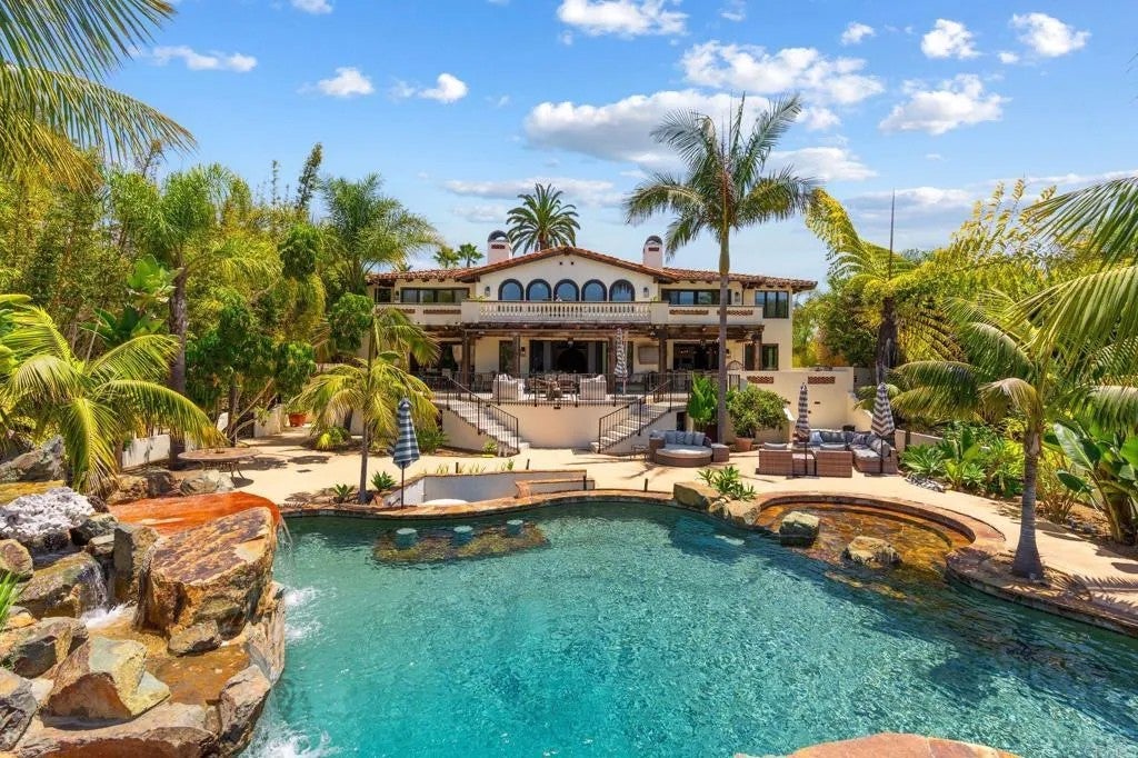1668 Crest Drive