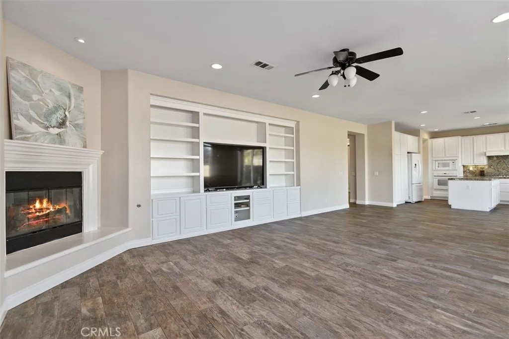 24284 Golden Mist Drive