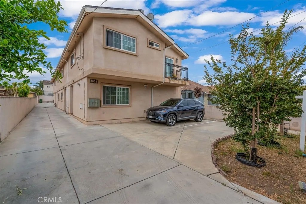 1608 W 226th 3