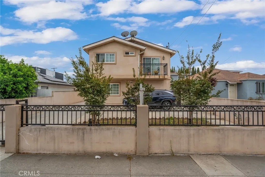 1608 W 226th 3