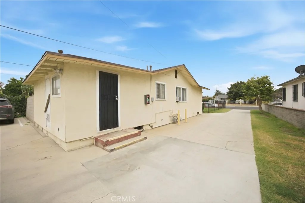6133 Prospect