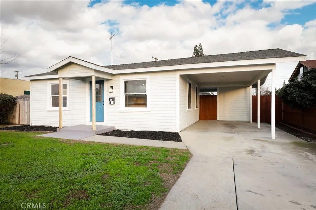 Photo of 1611 Letts Avenue, Corcoran, CA 93212 (MLS # DW25278384)