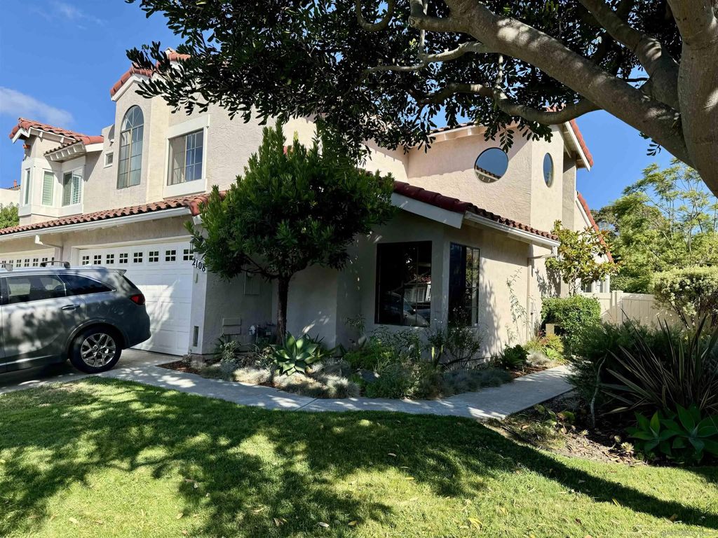 Photo of 2108 Sea Village Circle, Cardiff By The Sea, CA 92007 (MLS # 250041444)