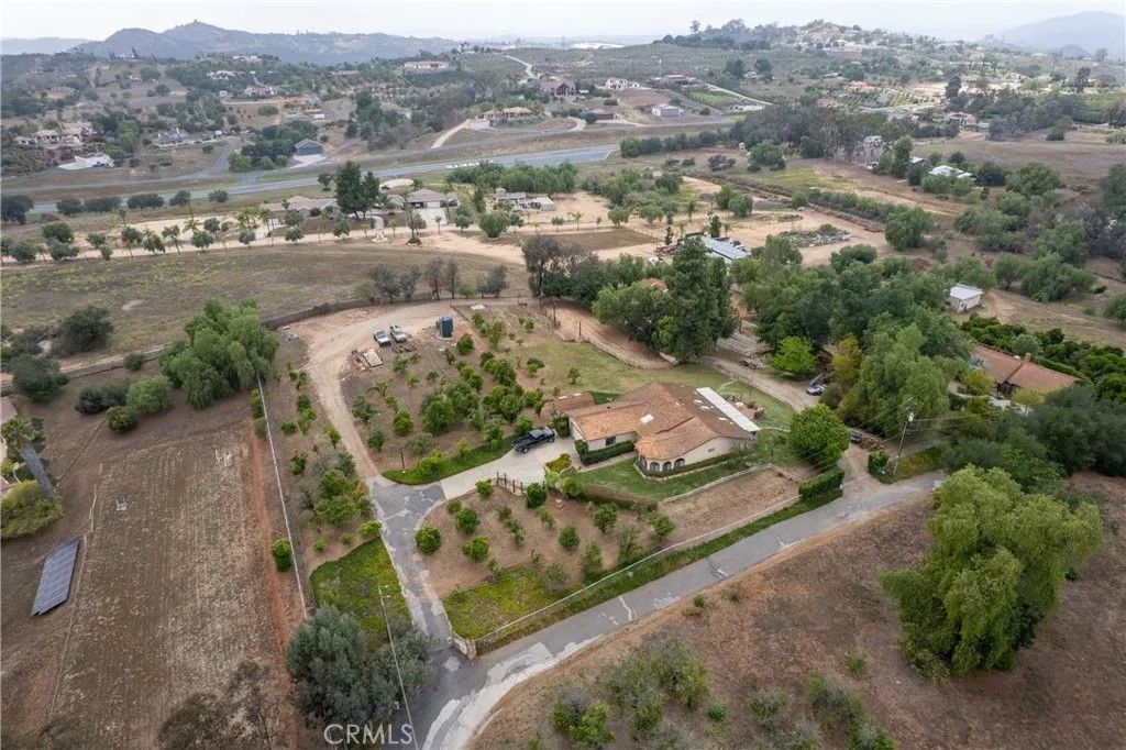 Photo of 30136 Rolling Hills, Valley Center, CA 92082 (MLS # OC26107381)