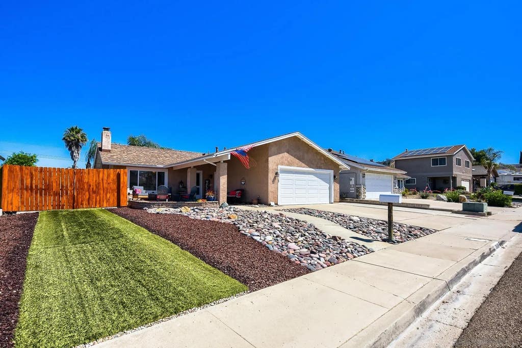 Photo of 9322 Lake Country Drive, Santee, CA 92071 (MLS # 260014854)