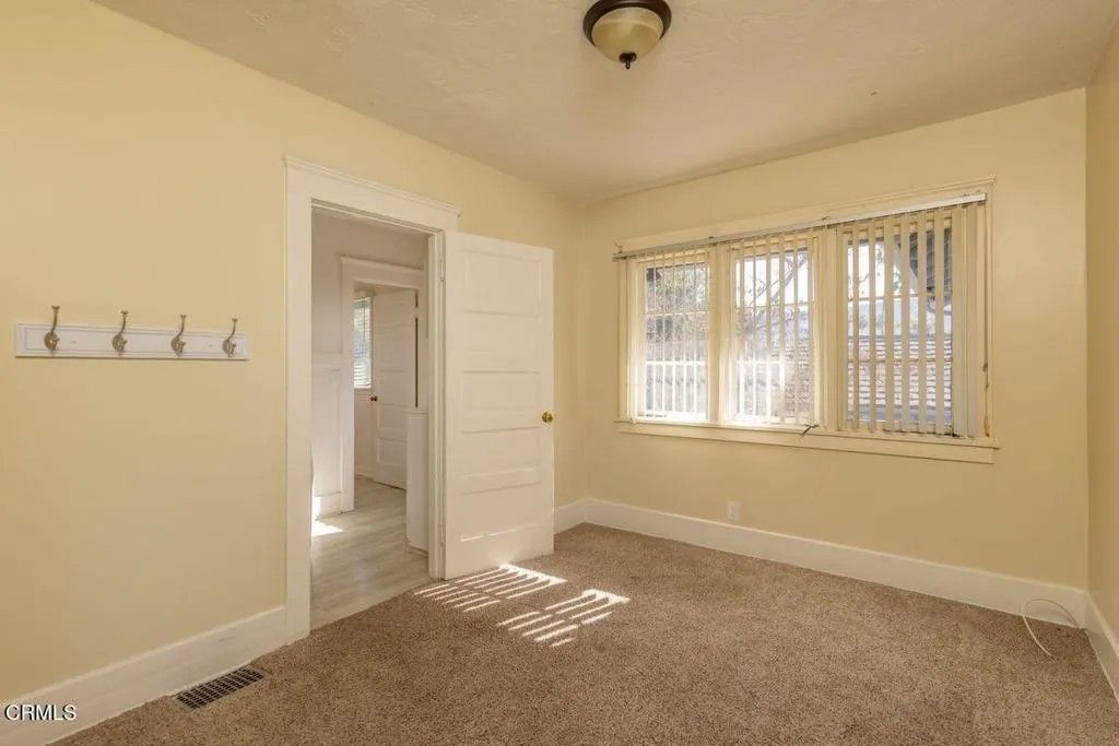 Photo of 609 W Ojai Avenue, Ojai, CA 93023 (MLS # V1-34853)