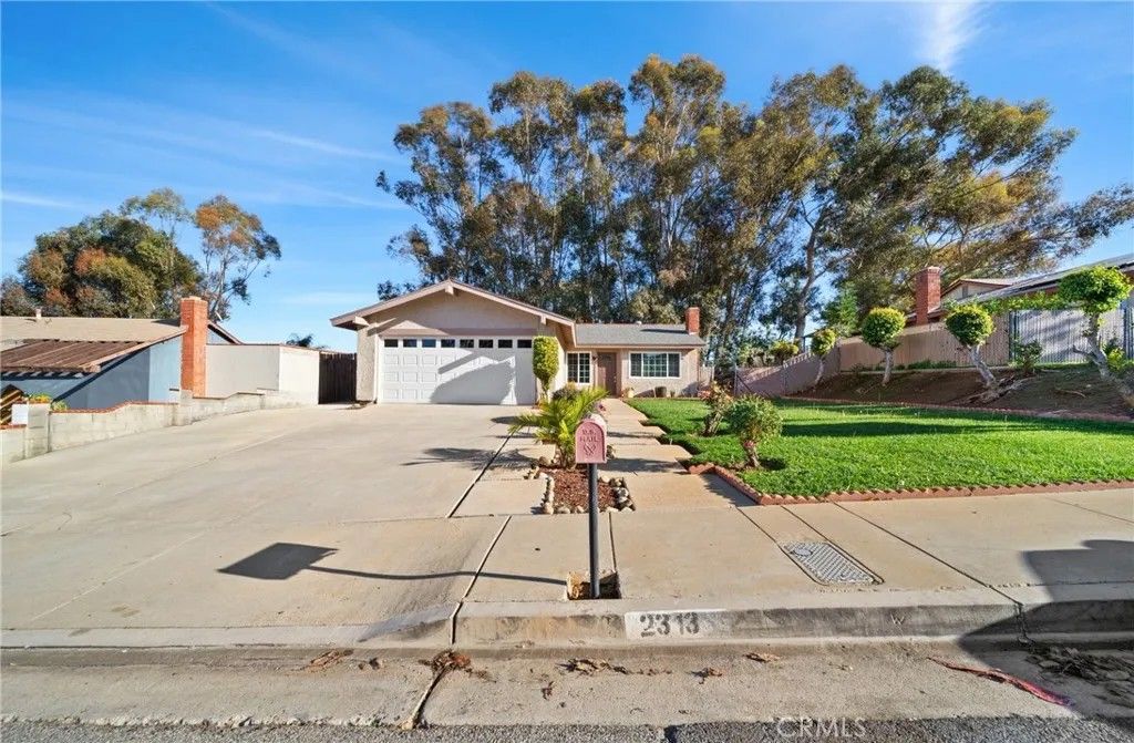 Photo of 2313 Mesquite Lane, Corona, CA 92882 (MLS # IG25269442)