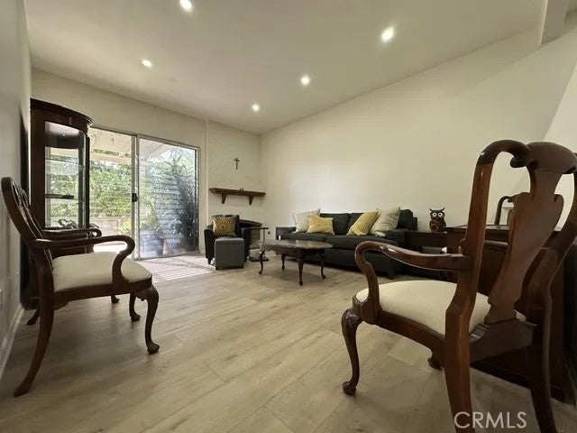2524 Monterey Place