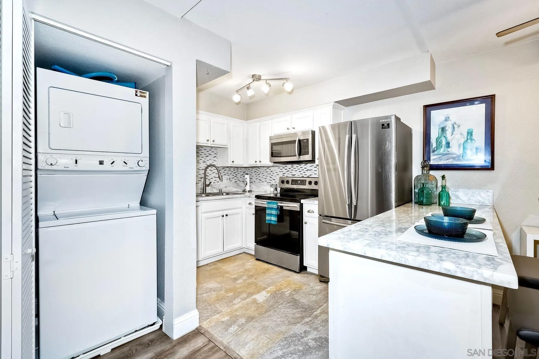 6955 Alvarado Rd 29