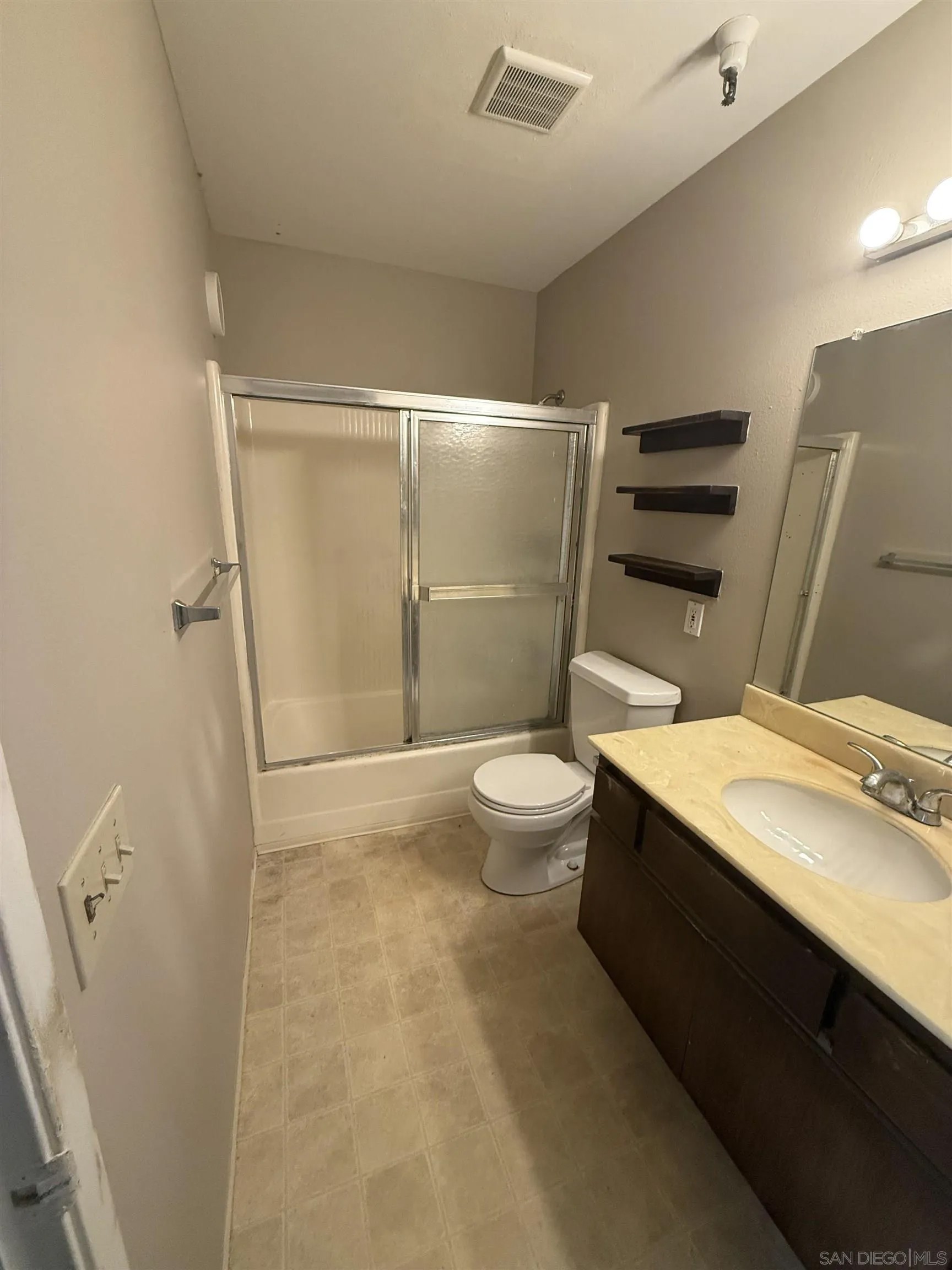 3796 Alabama St A304