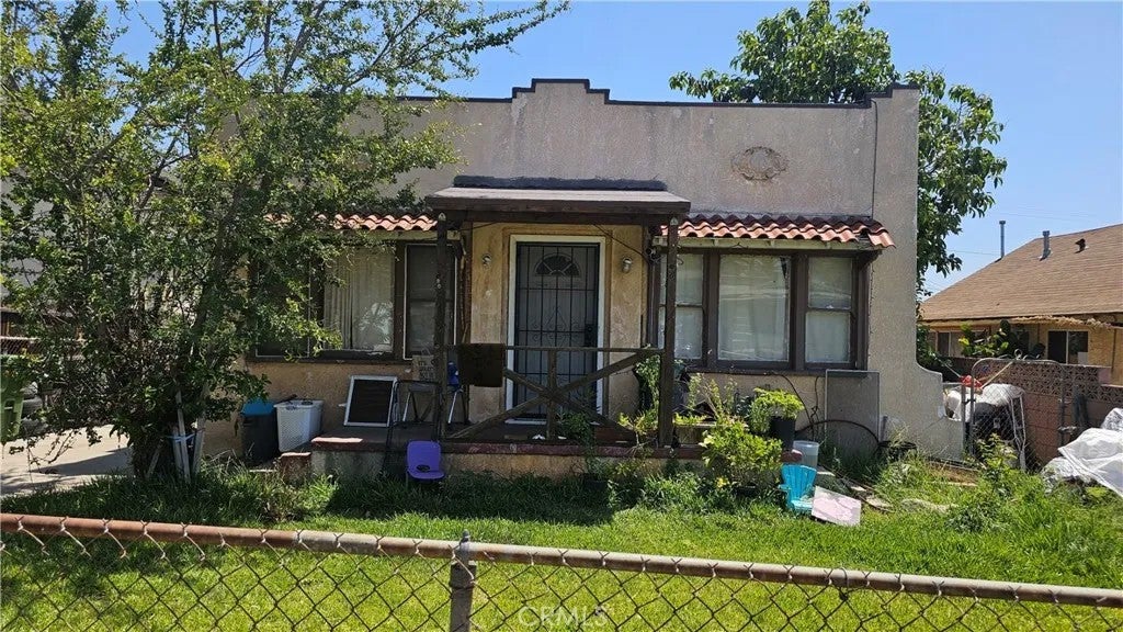 1006 S Concord