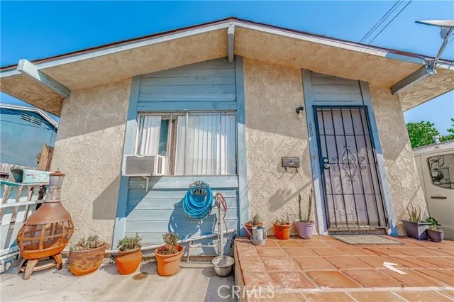 926 W Oliver Street