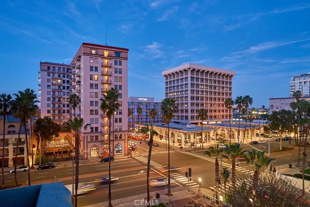 Photo of 488 E Ocean Blvd #614, Long Beach, CA 90802 (MLS # PW26004476)