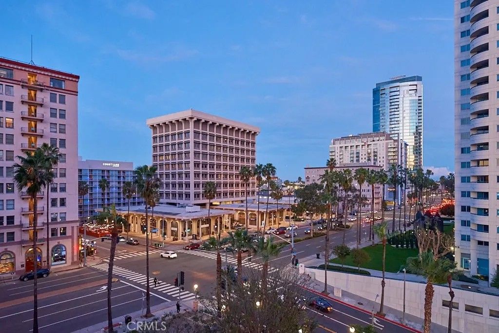 Photo of 488 E Ocean Blvd #614, Long Beach, CA 90802 (MLS # PW26004476)