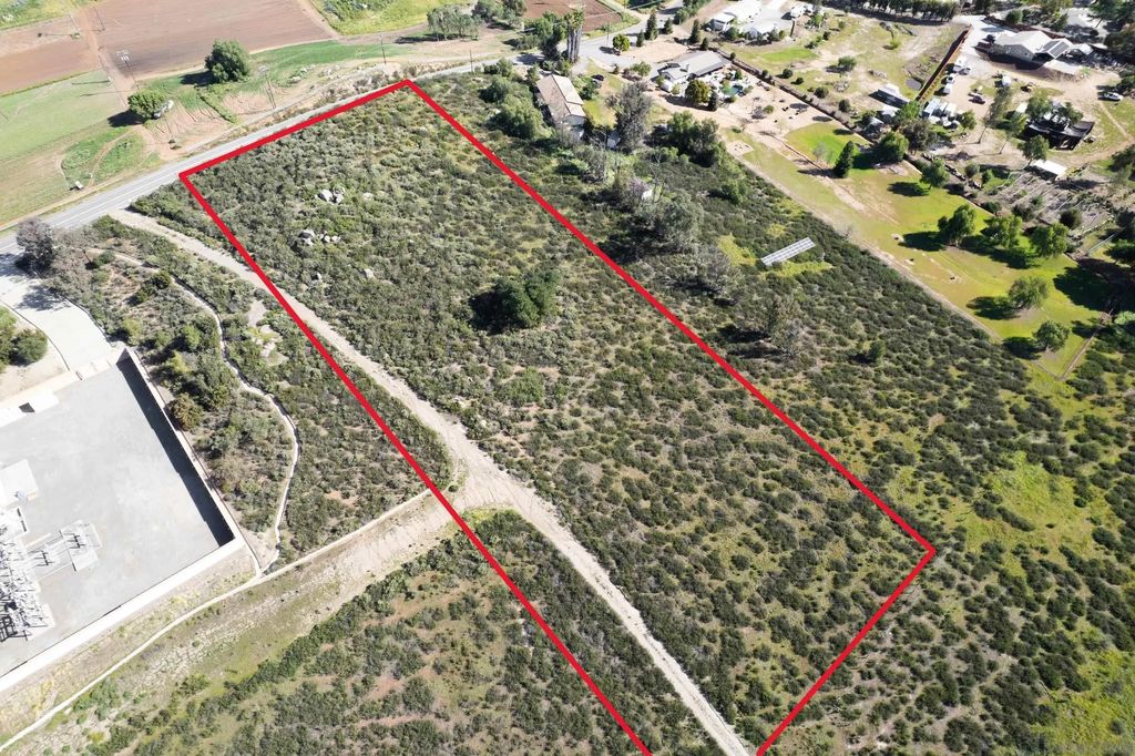 Photo of 2.62 acres on Vesper Rd, Valley Center, CA 92082 (MLS # 260006045)