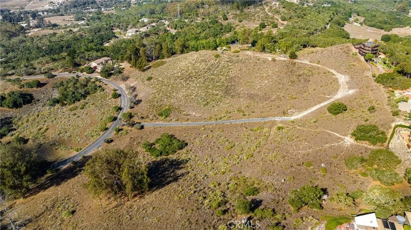 1190 Montecito Ridge