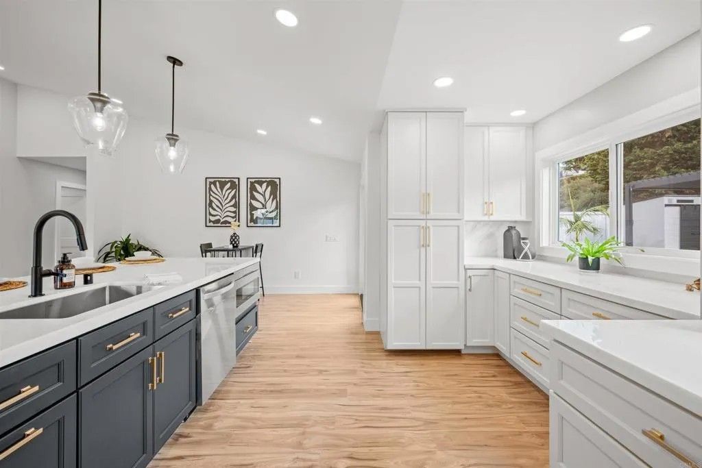 Photo of 3338 Par Drive, Oceanside, CA 92056 (MLS # NDP2510000)