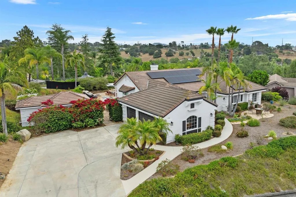 1744 ARBOLITA Lane