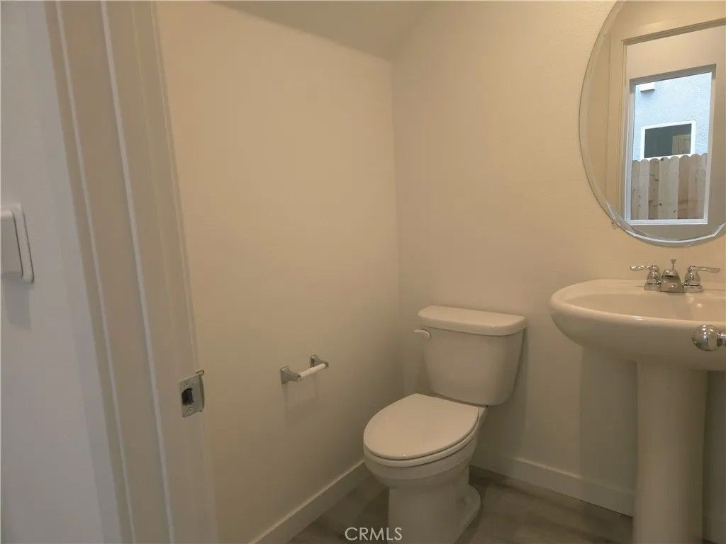 Photo of 883 Pico Pl, Chico, CA 95973 (MLS # SN25274175)