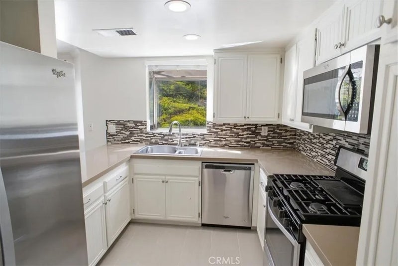 26901 Rainbow Glen Drive 643