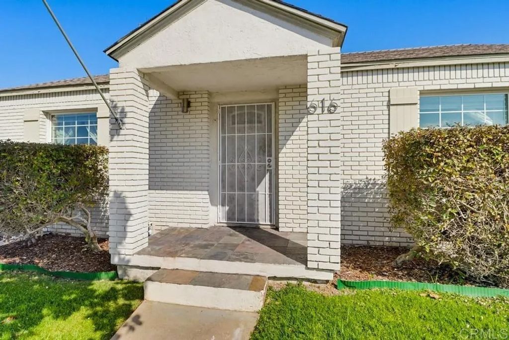 Photo of 616 Spruce Street, Imperial Beach, CA 91932 (MLS # NDP2602294)