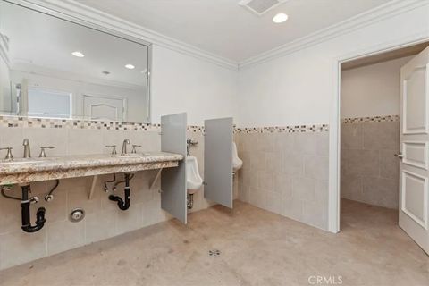 Tiny photo for 39650 Patagonia Court, Temecula, CA 92591 (MLS # SR25247016)