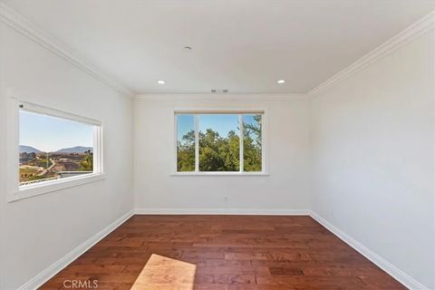 Tiny photo for 39650 Patagonia Court, Temecula, CA 92591 (MLS # SR25247016)