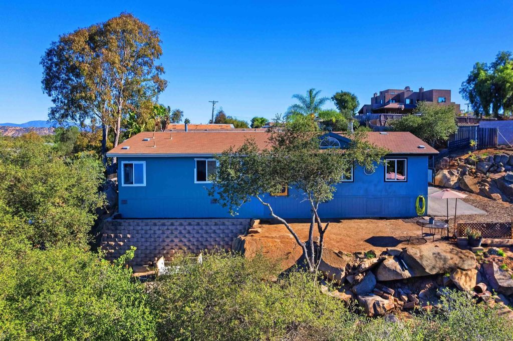 Photo of 300 Thornton Dr #4, El Cajon, CA 92021 (MLS # 250045714)