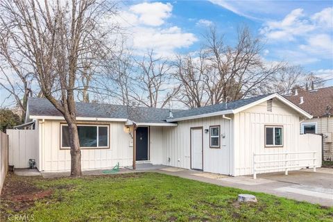 Photo of 438 W 1st Ave, Chico, CA 95926 (MLS # SN26027075)