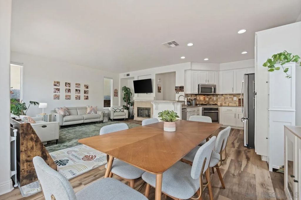 Photo of 2993 Weeping Willow Rd, Chula Vista, CA 91915 (MLS # 250041838)