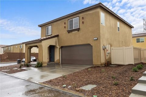 Tiny photo for 2168 REDWOOD Lane, Banning, CA 92220 (MLS # IV25272941)