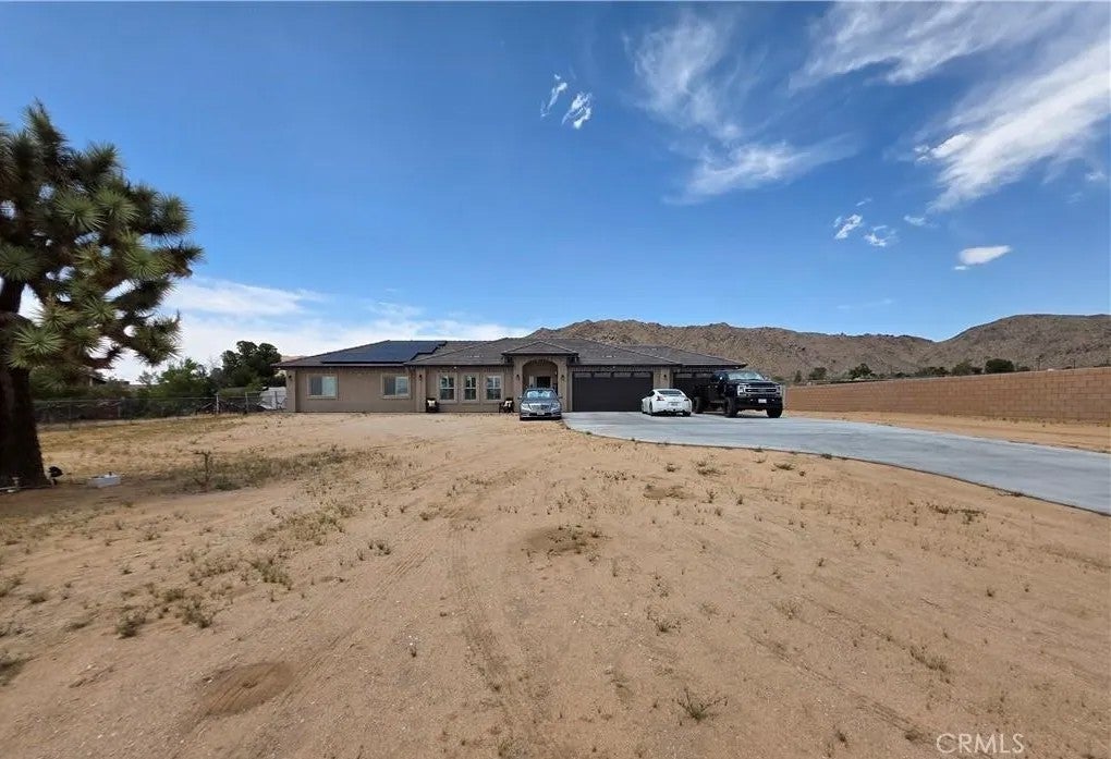 24236 CAHUILLA Road