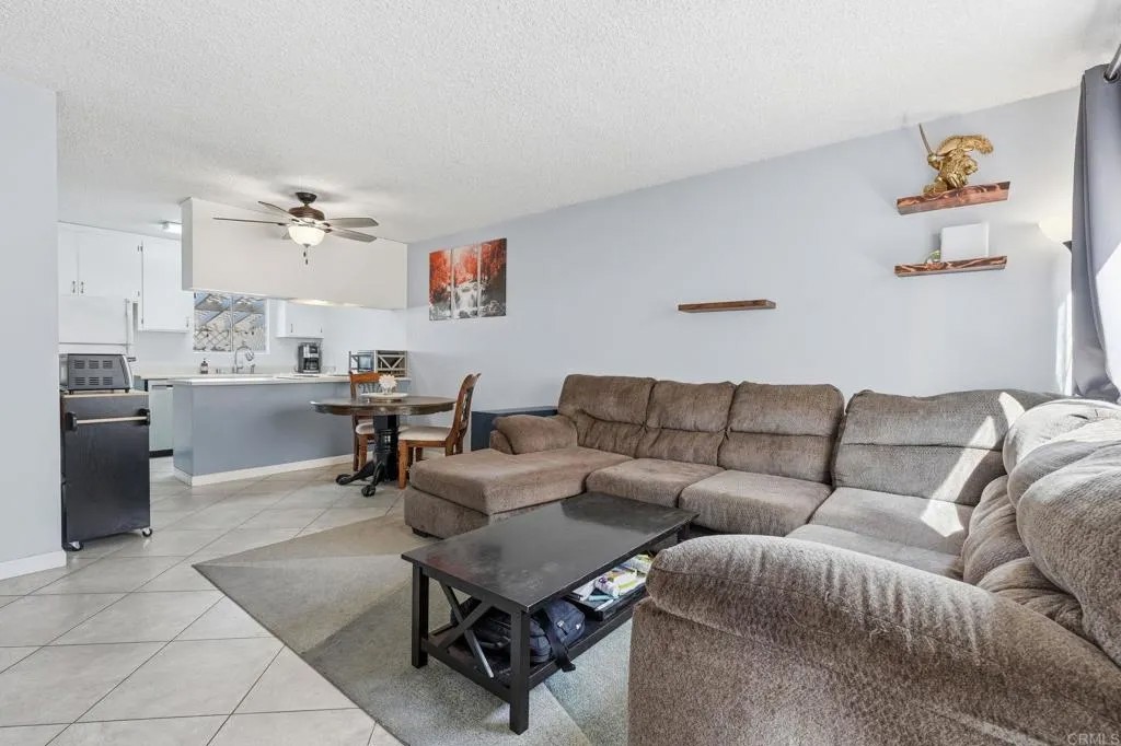 4530 Vandever Avenue 6