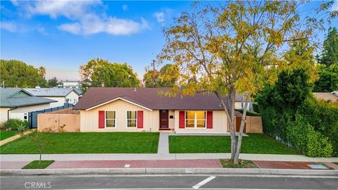 Photo of 7710 Shoup, West Hills, CA 91304 (MLS # SR25279134)