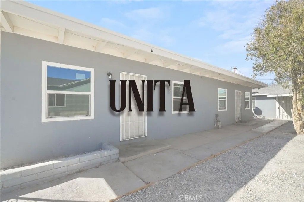 Photo of 16822 Tracy St, Victorville, CA 92395 (MLS # PW25246178)