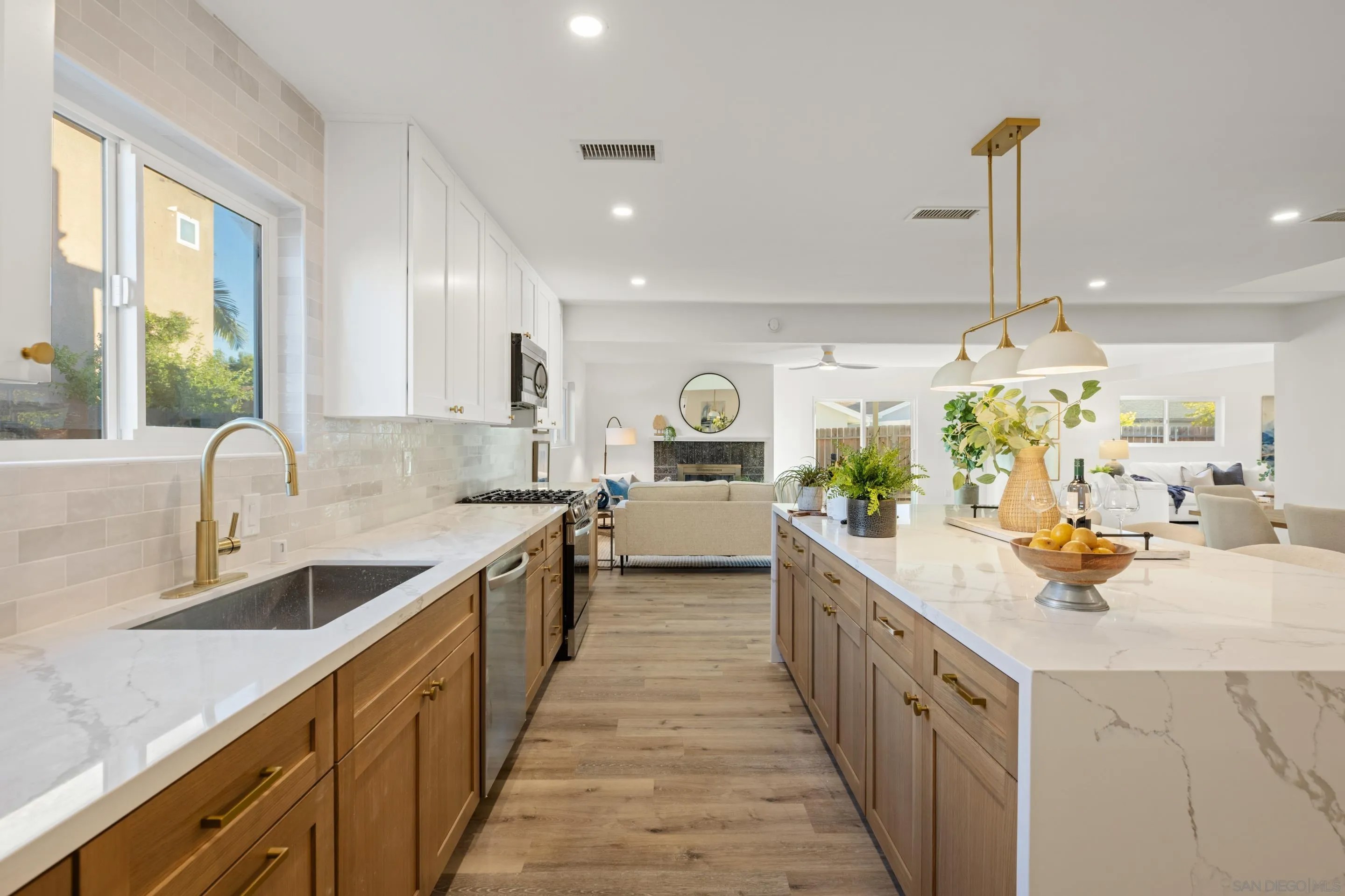 4871 Mount Bigelow Drive