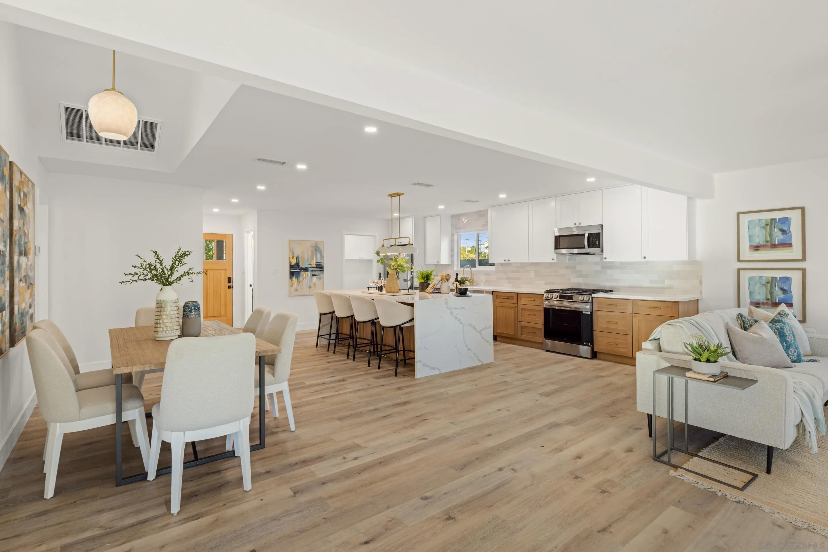 4871 Mount Bigelow Drive